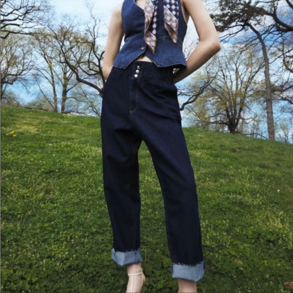Zara High Rise Paper Bag Straight Raw‎ Hem Jeans